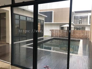 Folding Mosquito Screen Door