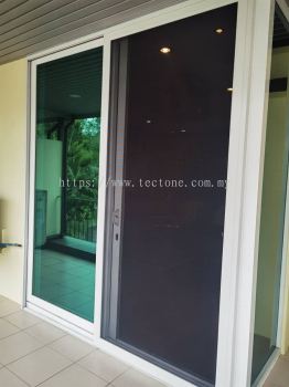 0.6mm Stainless Steel Mosquito Wire Mesh Sliding Door @ Taman Amira