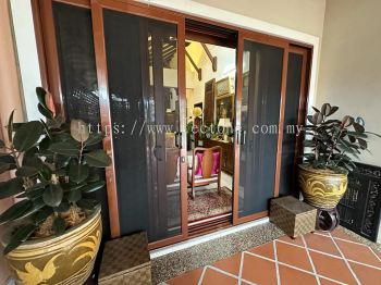 Security Stainless Steel Mosquito Wire Mesh Sliding Door @ Taman Pelangi Indah, Ulu Tiram