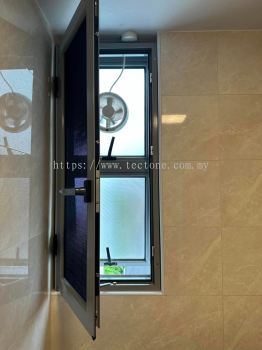 Security Stainless Steel Mosquito Wire Mesh Casement Window @ 18 Mei Hwan Crescent, Singapore