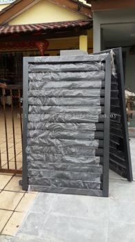 Mild Steel Metal Folding Gate and Fully Aluminum Wood Plate with Po