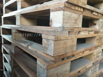 Used Wooden Pallet