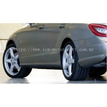 Mercedes Benz W218 AMG style side skirt