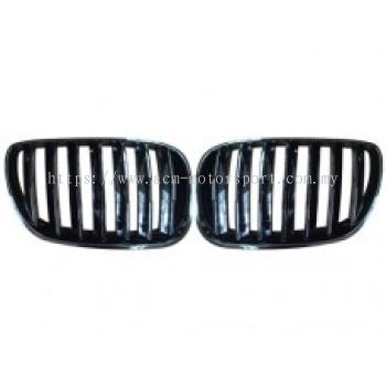 E53-FG04 04 Front Grille Black Chrome