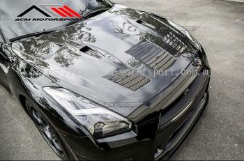 Nissan Skyline R35 GT Style Carbon Bonnet