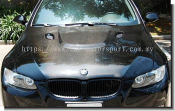 BMW E92 M3 carbon fiber/steel hood