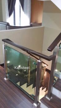 Wood handrail Glass Staircase 3