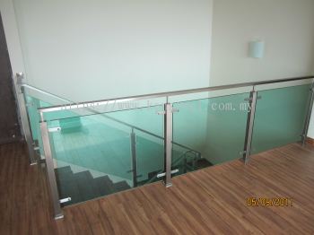 Glass staircase 7