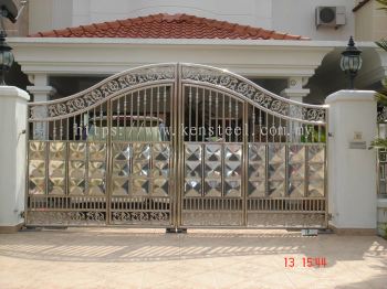 Stainless steel main gate72