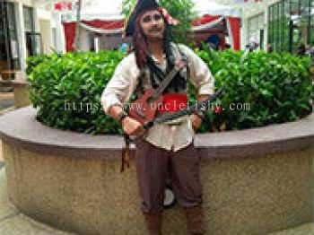Character - Ukulele Pirate Basking