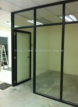 Tempered Door with Fixed Panel