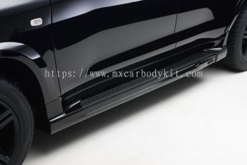 TOYOTA LANDCRUISER FJ200 BLACK BISON DESIGN SIDE SKIRT