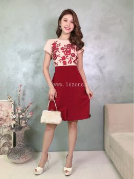 22803 Embroiderd Pleated Sleeved Dress