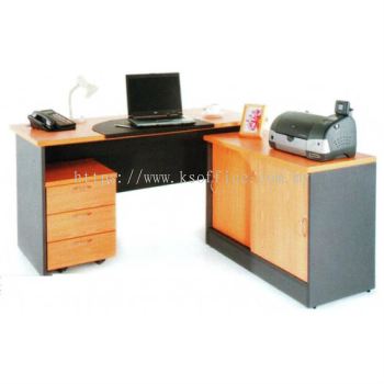 Executive Desk VIII (Flexible Set)
