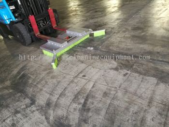 Fork Lift Attached Sweeper Broom With Wing MODEL : FBW-01