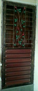 Wrought iron Steel Main Door with Wrought iron Flowers & Aluminium Panel 