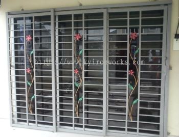 Mild/Wrought iron Steel Sliding Door with Wrought iron Flowers 