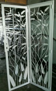 Wrought iron Steel Folding Door with Wrought iron Flowers 