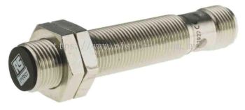 701-8238 - RS PRO M12 x 1 Inductive Proximity Sensor - Barrel, NPN Output, 2 mm Detection, IP67