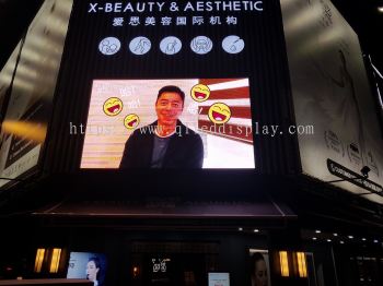 4.8m x 2.88m P8 Outdoor LED Display Board with Cabinet (Full Colour)