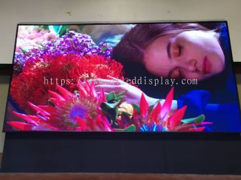 W6.4M x H3.2M P4 Indoor LED Display Board (Full Colour) 