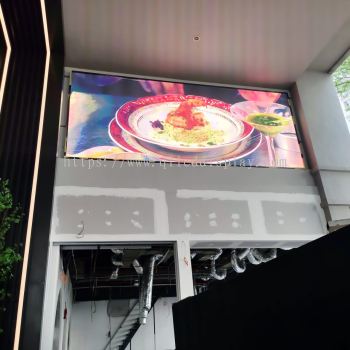 W6.4M x H2.56M P4 Outdoor LED Display Board (Full Color) 