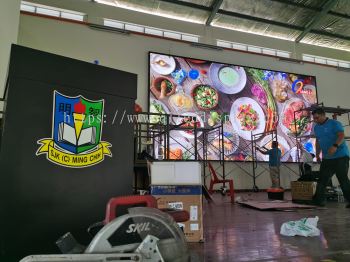 W6.72M x H3.36M P4 Indoor LED Display Board (Full Colour) 