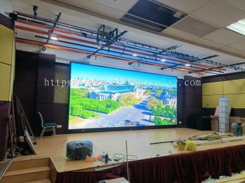 W6.08M x H2.72M P2 Indoor LED Display Board (Full Colour)