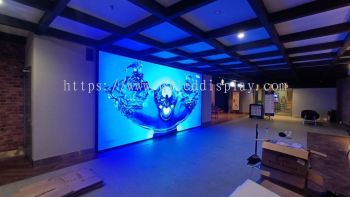 W6.4M x H3.84M P4 Indoor LED Display Board (Full Colour)