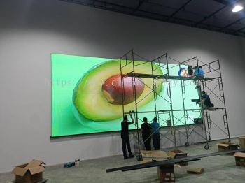 W8.32M X H3.52M P4 Indoor LED Display Board (Full Colour)