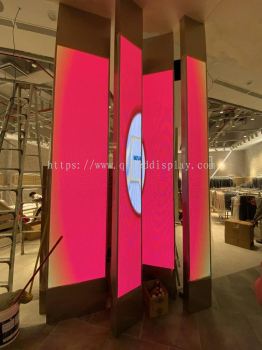 W1.92M x H2.88M P2.5 PRO Indoor LED Display Board (Full Colour)