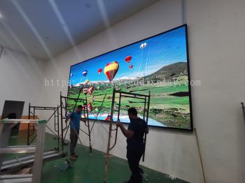 W6.08M X H2.88M P4 INDOOR LED DISPLAY BOARD (FULL COLOUR)