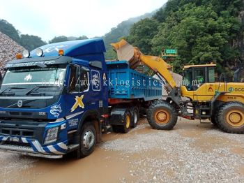 Tipper Truck - Gold Mining Transport