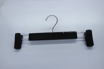 19008 Clip Hanger#Y9009-Black
