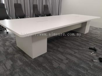 White meeting table (Rectangular)