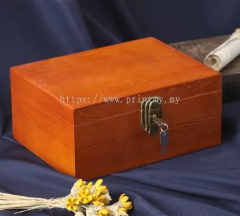 Clamshell Wooden box with key lock