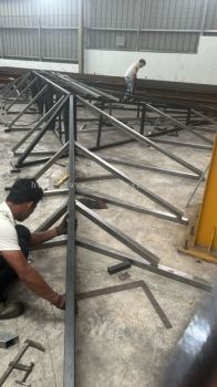 New installation Metal roofing awning progress in pasir gudang 