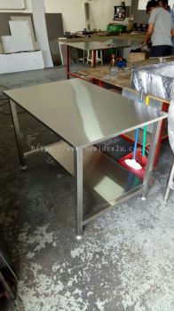 4 feet working table