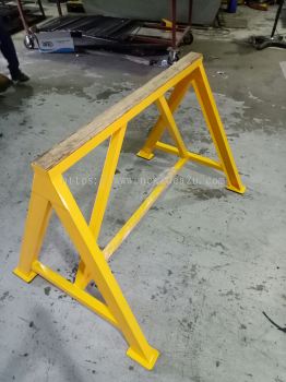 Heavy duty metal rack support