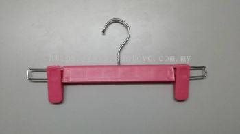 9009 Clip Hanger- Pink