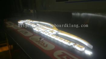 SQ Auto Mark Accessories Shop 3D acrylic Box up LED light Signboard in Shah alam 