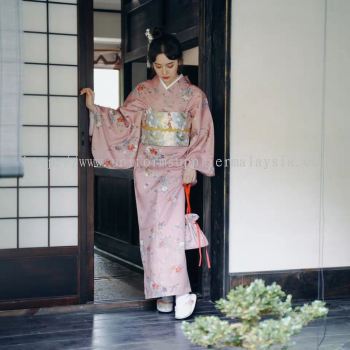 Japanese Traditional Costume - Yukata 