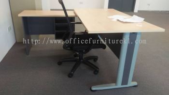 FREE DELIVERY & INSTALLATION TITUS EXECUTIVE OFFICE TABLE AT 158 l SIDE WRITING OFFICE TABLE GS 1060 l EDEX OFFICE MESH CHAIRl OFFICE FURNITURE l PUDU l KUALA LUMPUR l TOP 10 POPULAR ITEM