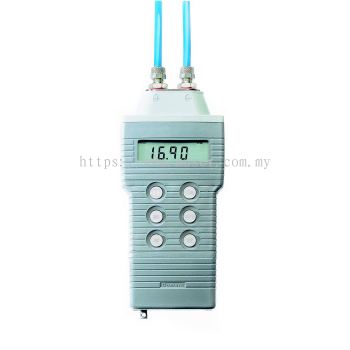 Comark C9555 - Dry Use Pressure Meter 0 to 卤 2100mbar [SKU 3059300]