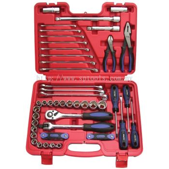 SP TOOLS TOOL KIT IN X-CASE - 1/2"DR - 60PC METRIC/SAE SP51205