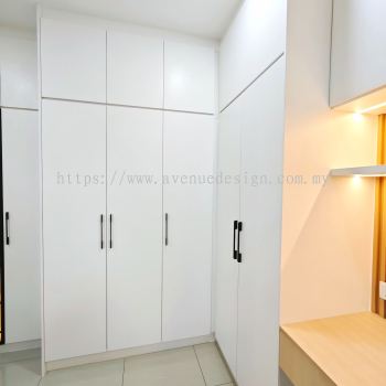 White Melamine Wardrobe at Bukit Serdang