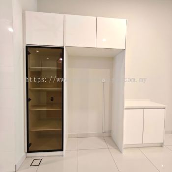 Quartz Stone Top 4G Glass Door Melamine Kitchen Cabinet at Temasya Sinar Glenmarie