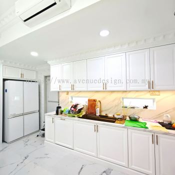 白色厨房橱柜&岩板台面