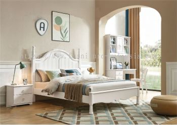 Little Classic White Bedroom Set A8896