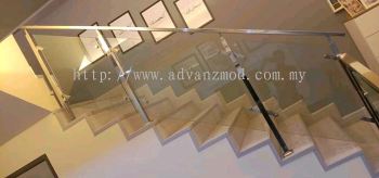 Stainless Steel Staircase Glass Railing With 12mm Tempered Clear Glass  